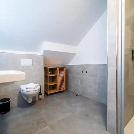 Dreamcation Altstadthotel - Mikro Mit Kueche & Self Check-in 3* Regensburg