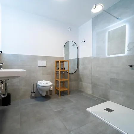 Dreamcation Altstadthotel - Mikro Mit Kueche & Self Check-in Lägenhetshotell Regensburg
