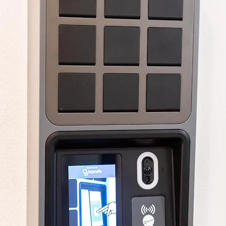 Dreamcation Altstadthotel - Mikro Mit Kueche & Self Check-in Ξενοδοχείο με διαμερίσματα