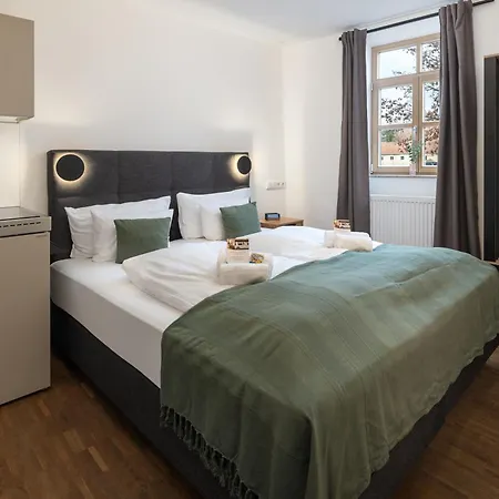 Dreamcation Altstadthotel Regensburg, Mikro Mit Küche Apartahotel 3*
