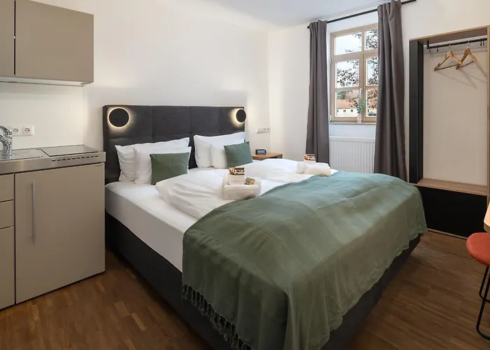Dreamcation Altstadthotel - Mikro Mit Kueche & Self Check-in 아파트호텔 3*