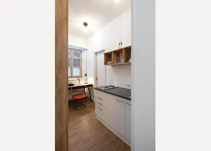 아파트호텔 Dreamcation Altstadthotel - Mikro Mit Kueche & Self Check-in 3*