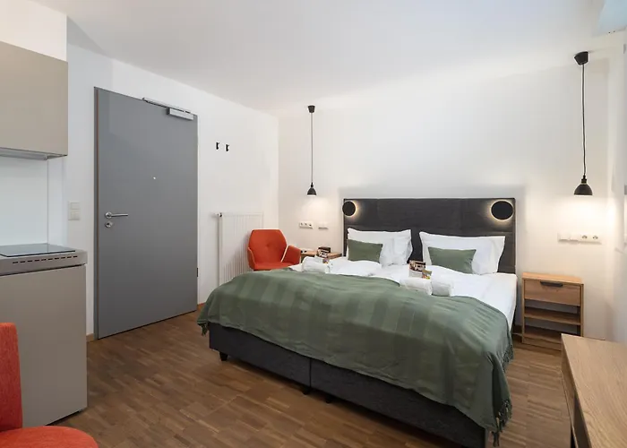 아파트호텔 Dreamcation Altstadthotel - Mikro Mit Kueche & Self Check-in 3*