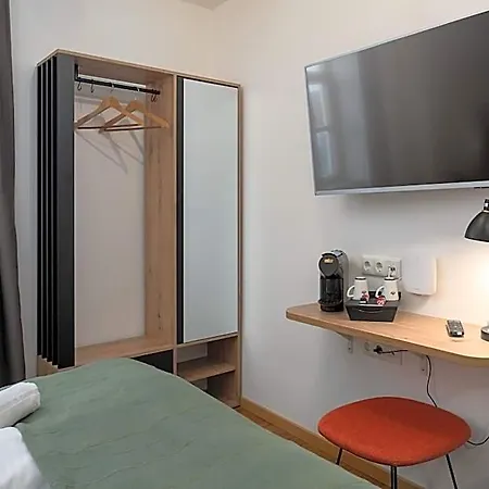 Appart hôtel Dreamcation Altstadthotel - Mikro Mit Kueche & Self Check-in 3*